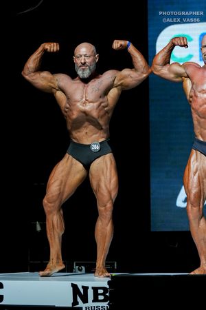 CLASSIC PHYSIQUE МАСТЕРА+40